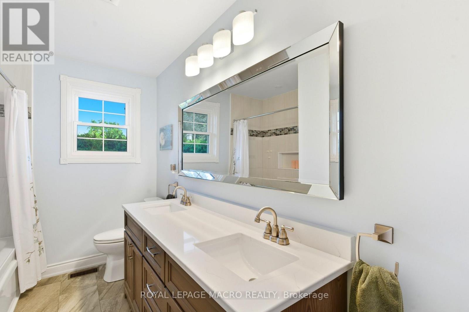 554 CHAMBERLAIN ROAD - 26