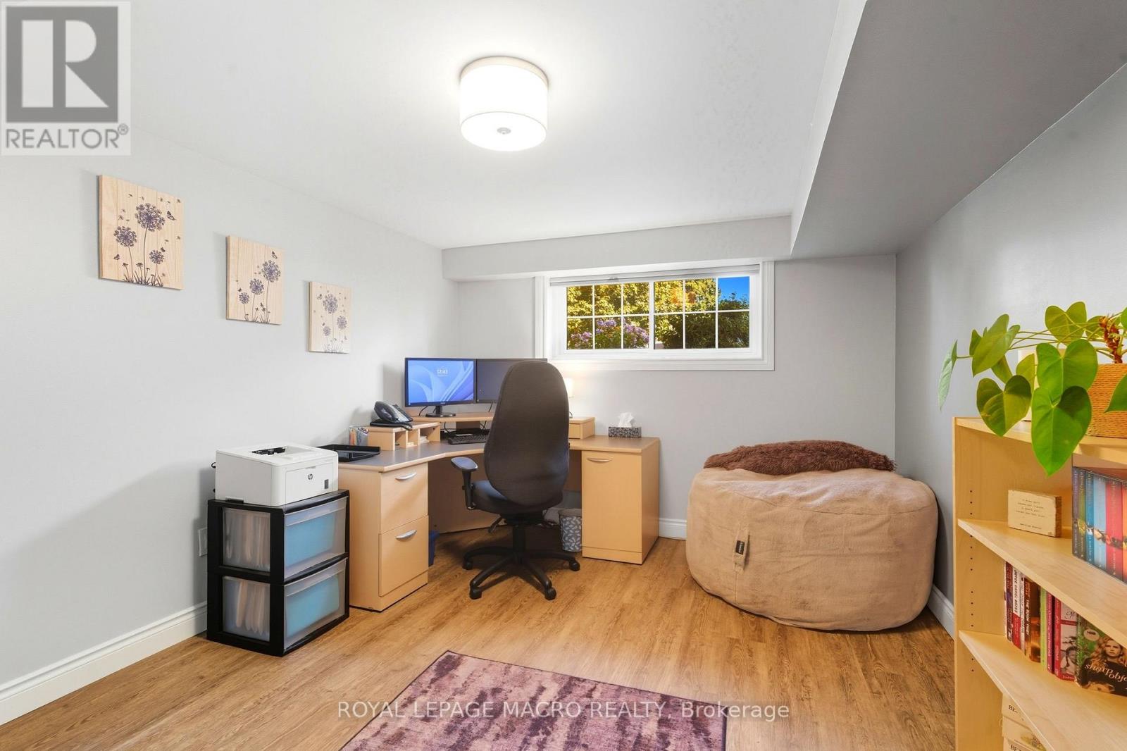 554 CHAMBERLAIN ROAD - 27
