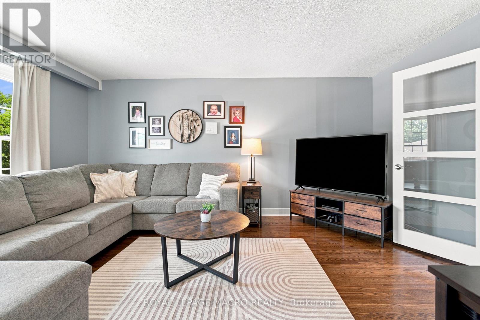 554 CHAMBERLAIN ROAD - 8