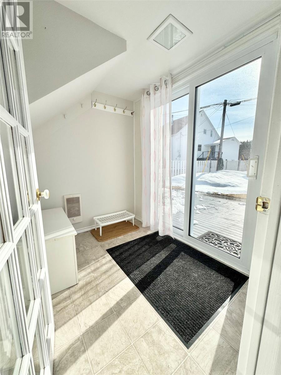 96 Main Street - 4