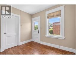 192 Church Street, photo 11