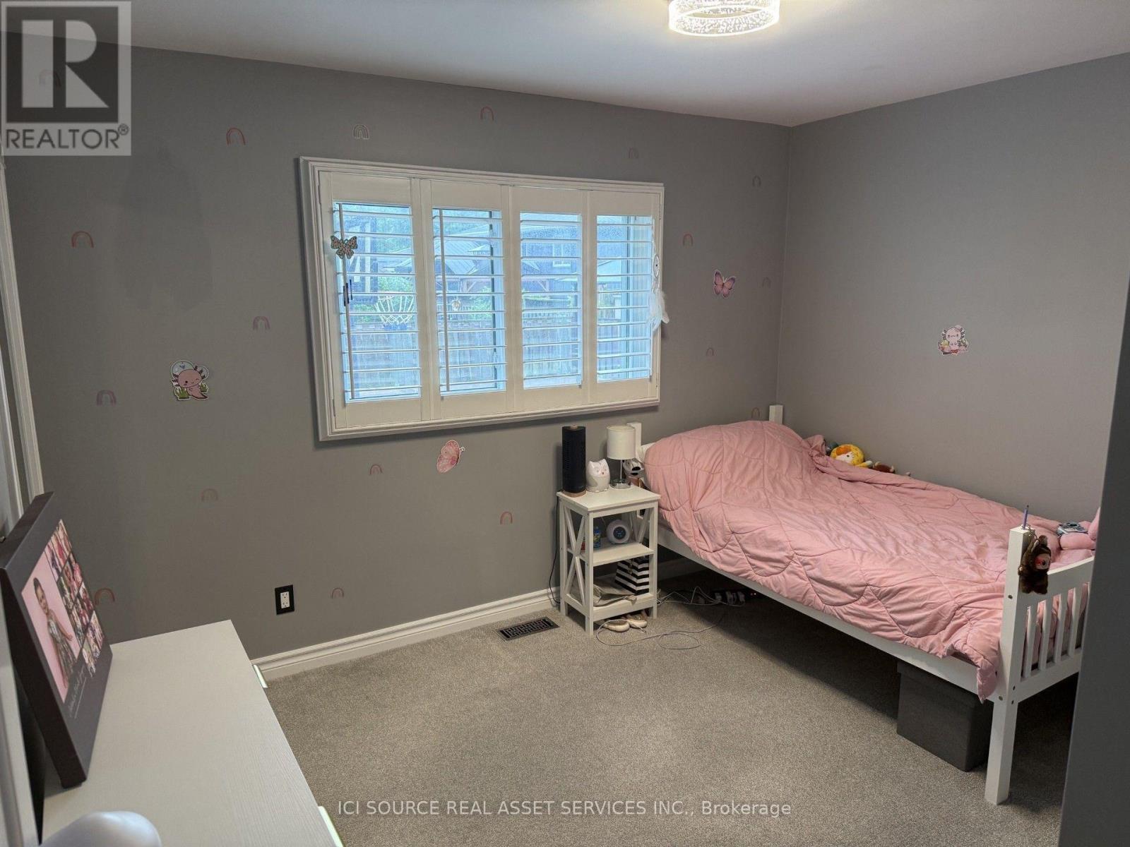 6998 GLENGOWAN CRESCENT - 11