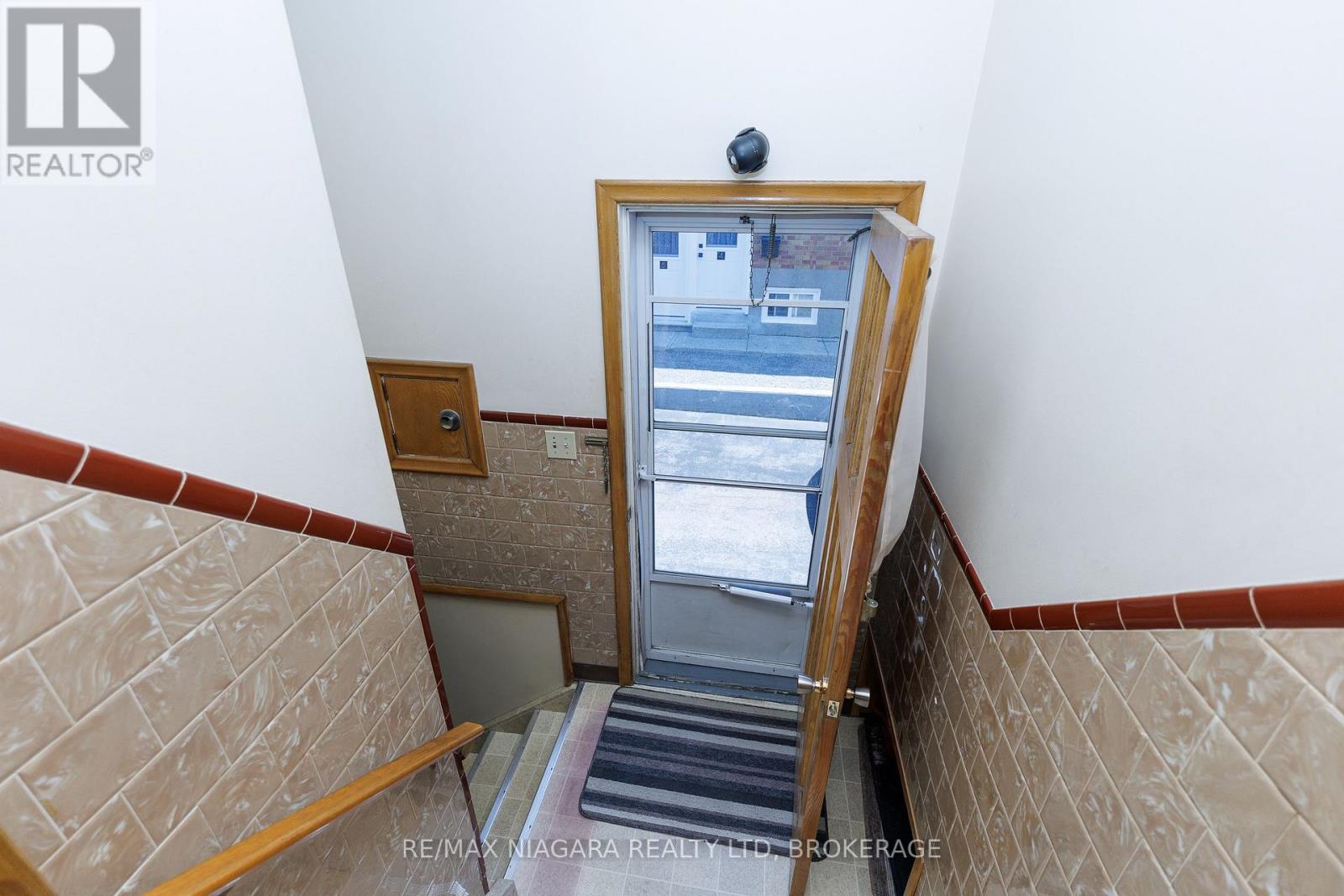 84 SECOND STREET - Image 16