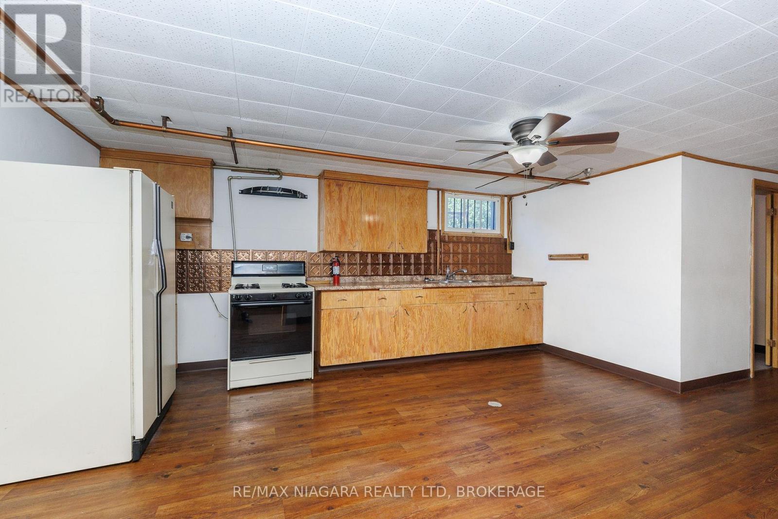 84 SECOND STREET - Image 29