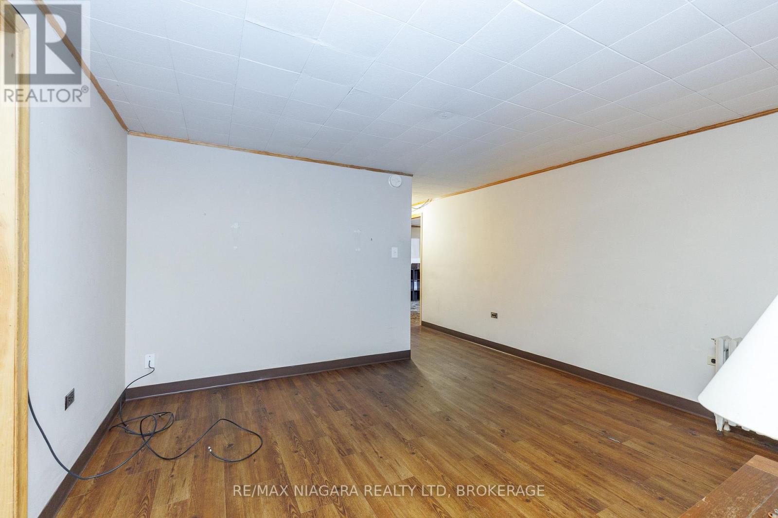 84 SECOND STREET - Image 31