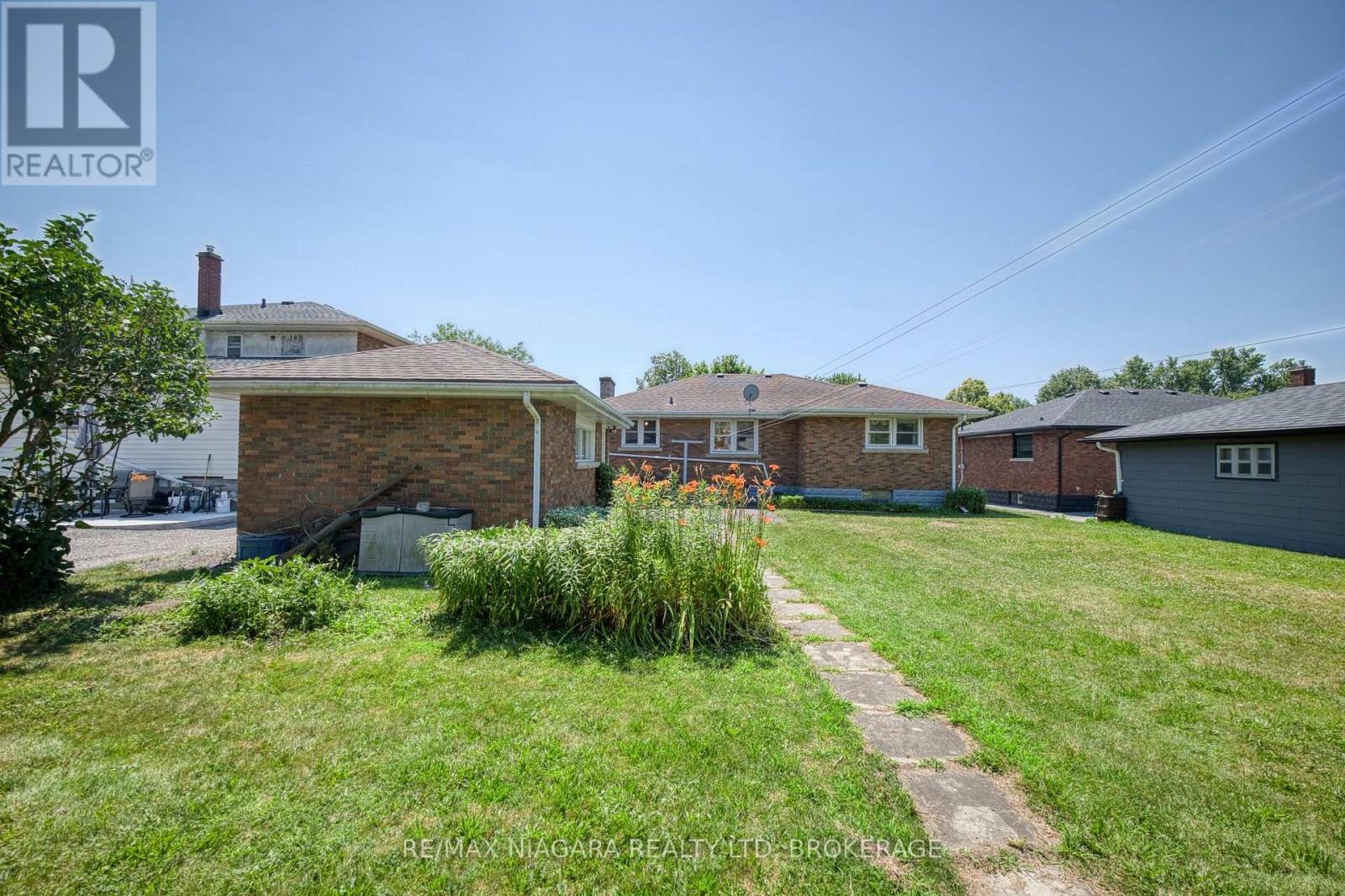 84 SECOND STREET - Image 39