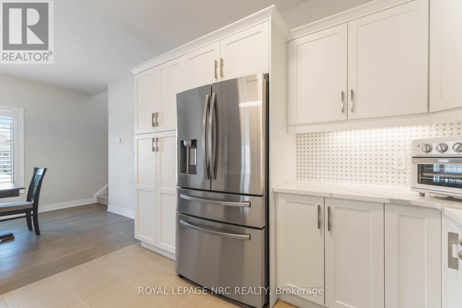432 VIKING STREET - Image 11