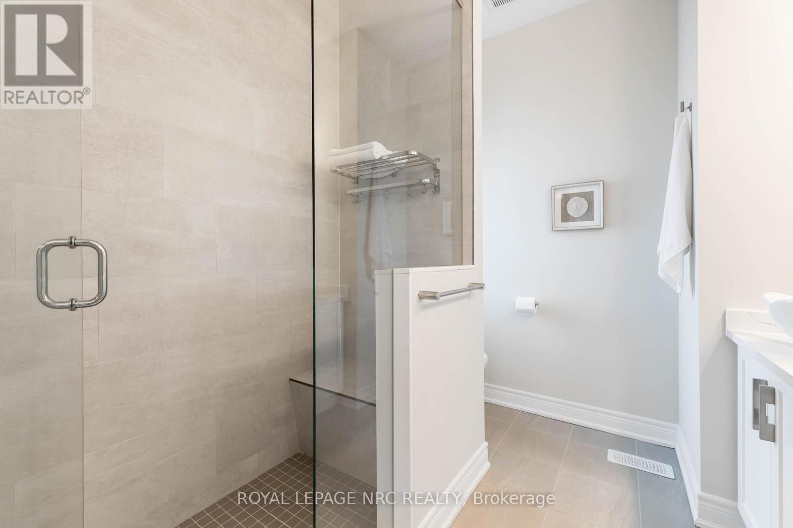 432 VIKING STREET - Image 29