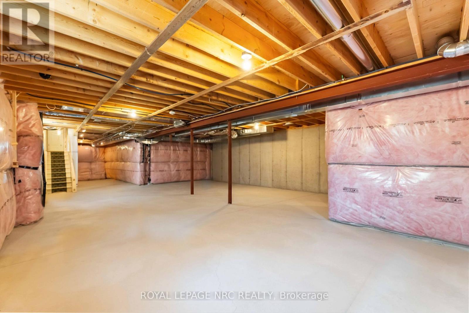 432 VIKING STREET - Image 30