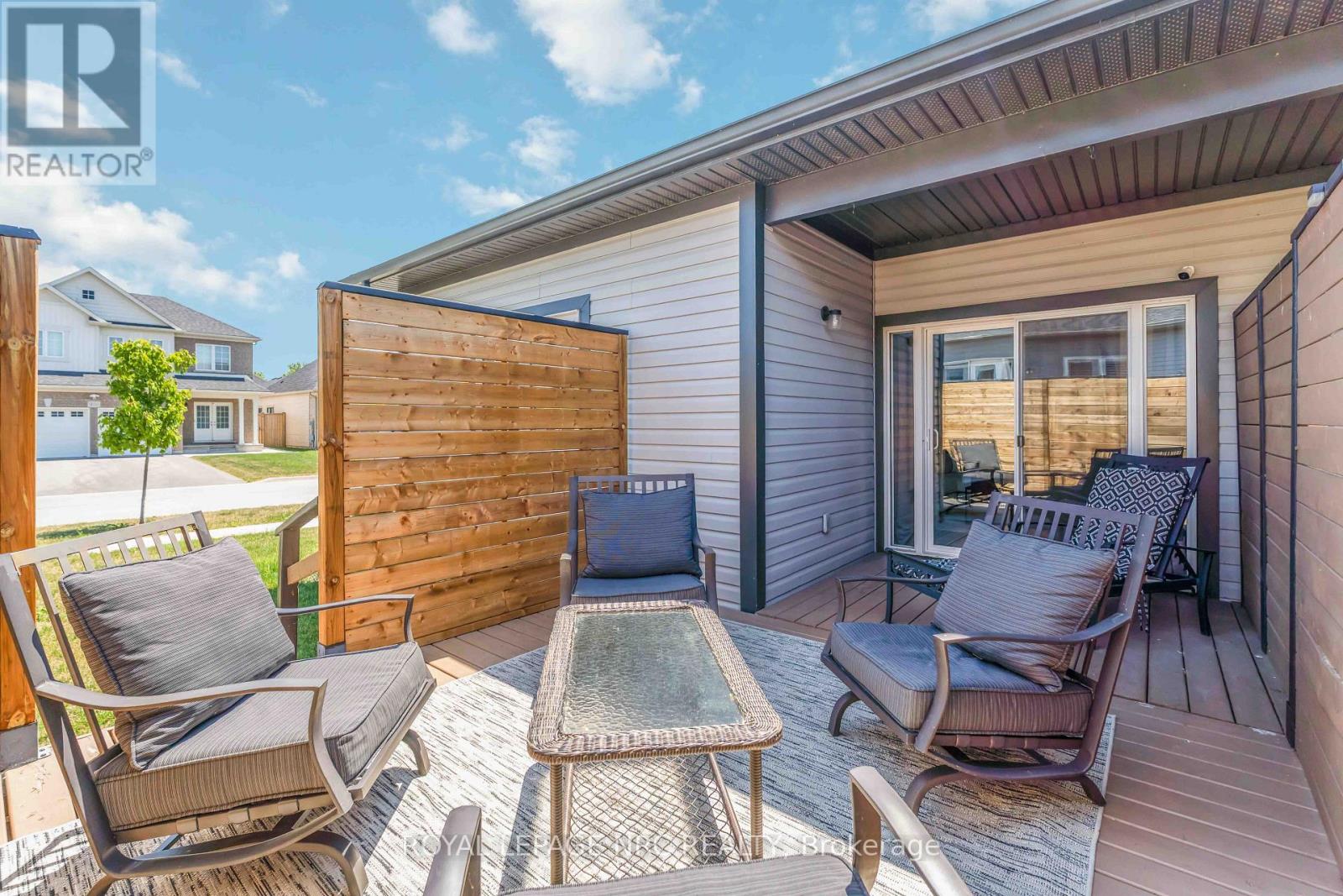 432 VIKING STREET - Image 31