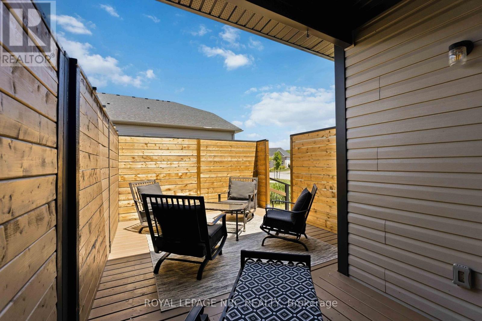432 VIKING STREET - Image 33