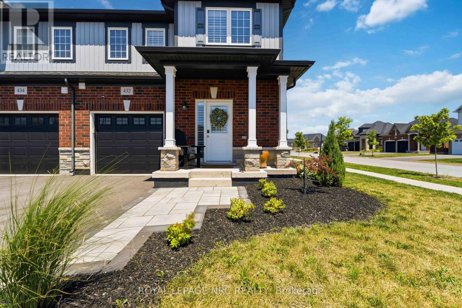 432 VIKING STREET - Image 4