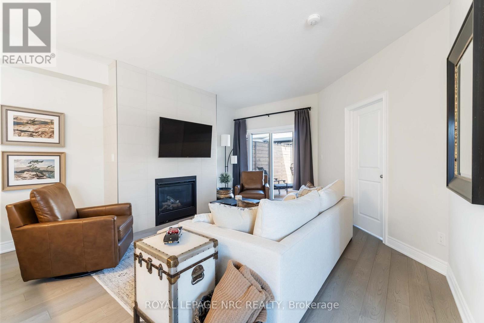 432 VIKING STREET - Image 8