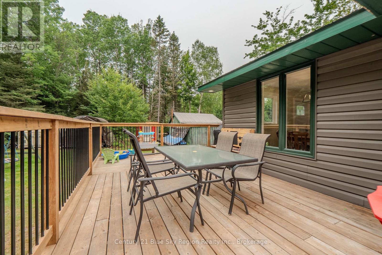 887 DEVELOPMENT ROAD - Image 23