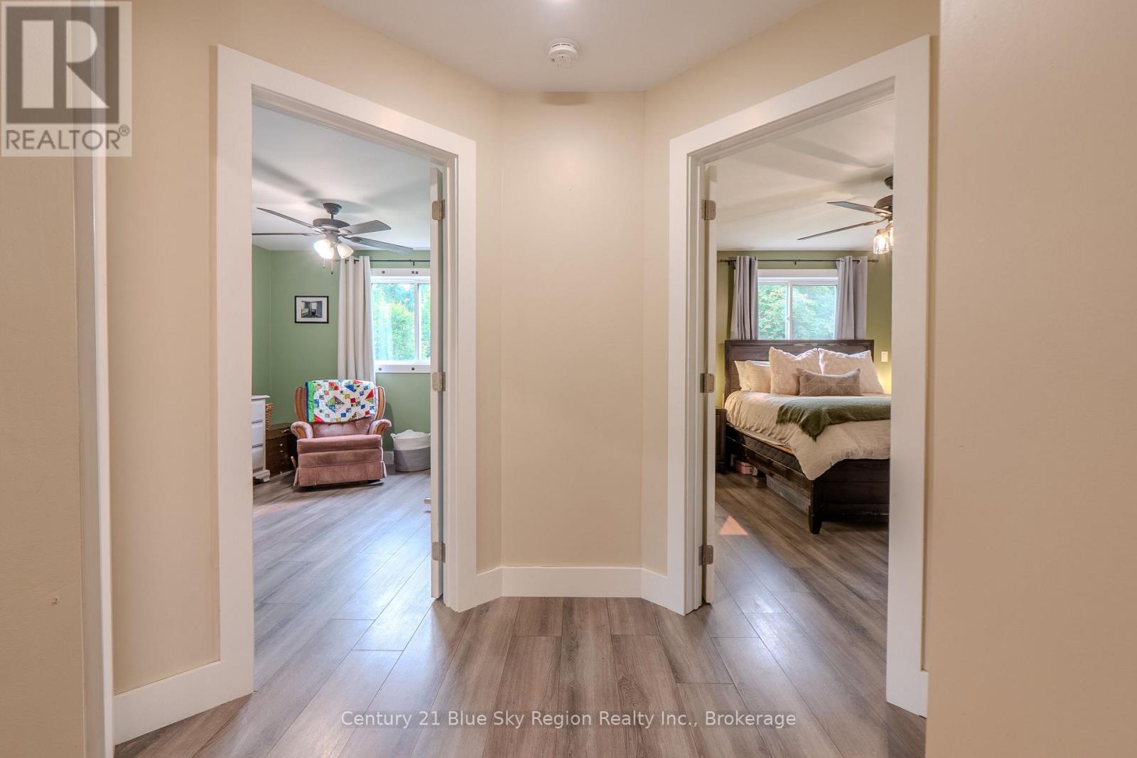 887 DEVELOPMENT ROAD - Image 25