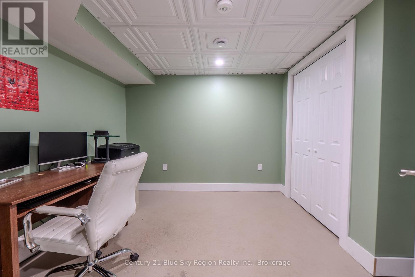 887 DEVELOPMENT ROAD - Image 39