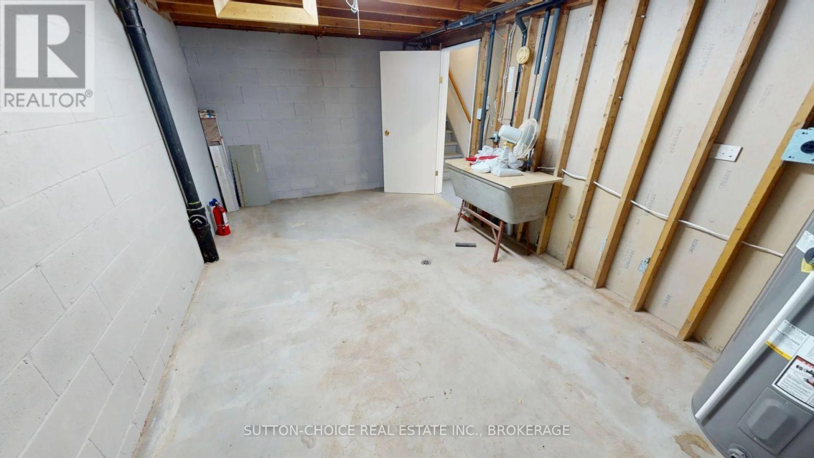 797 BIRCHWOOD ROAD - 41