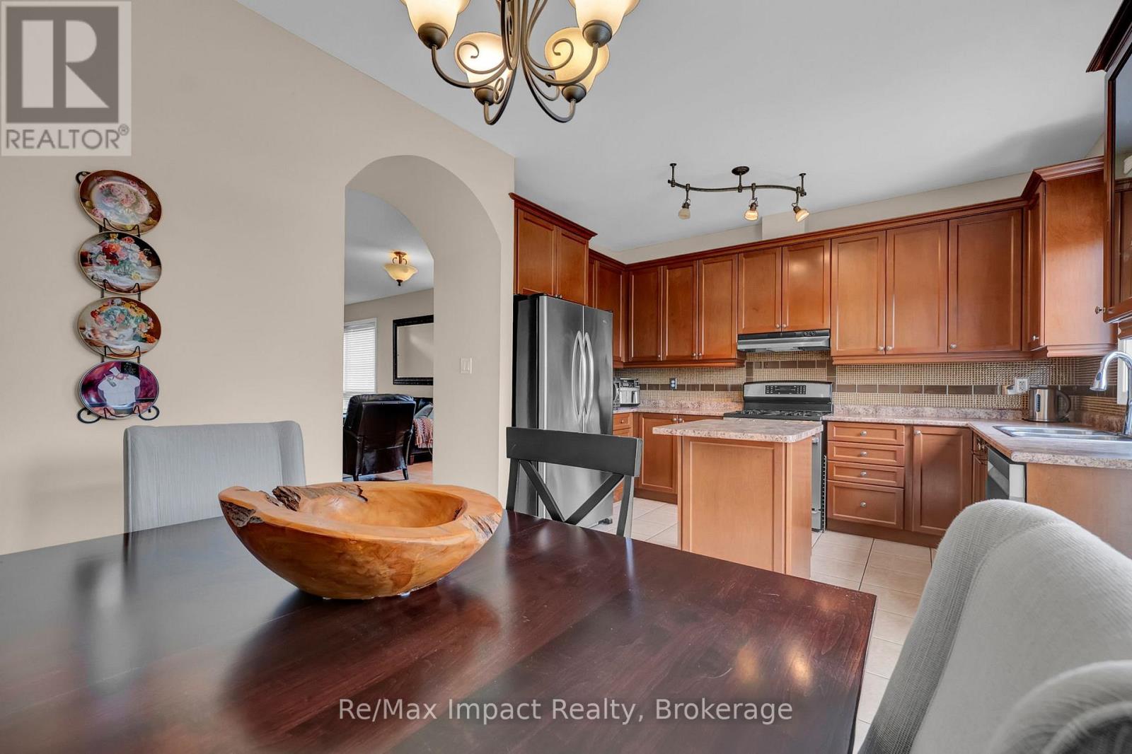 14A HUNT STREET - 13