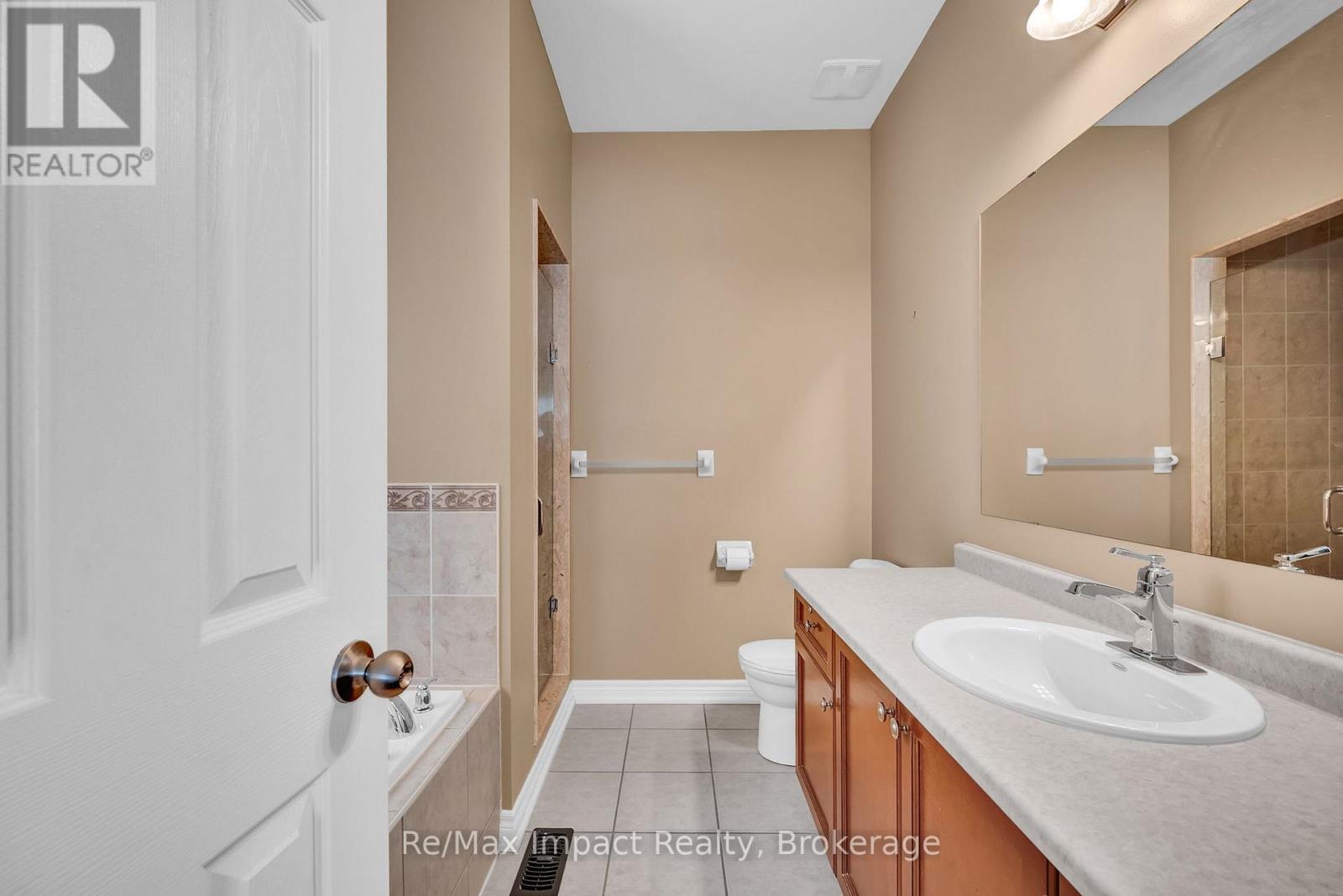 14A HUNT STREET - 17