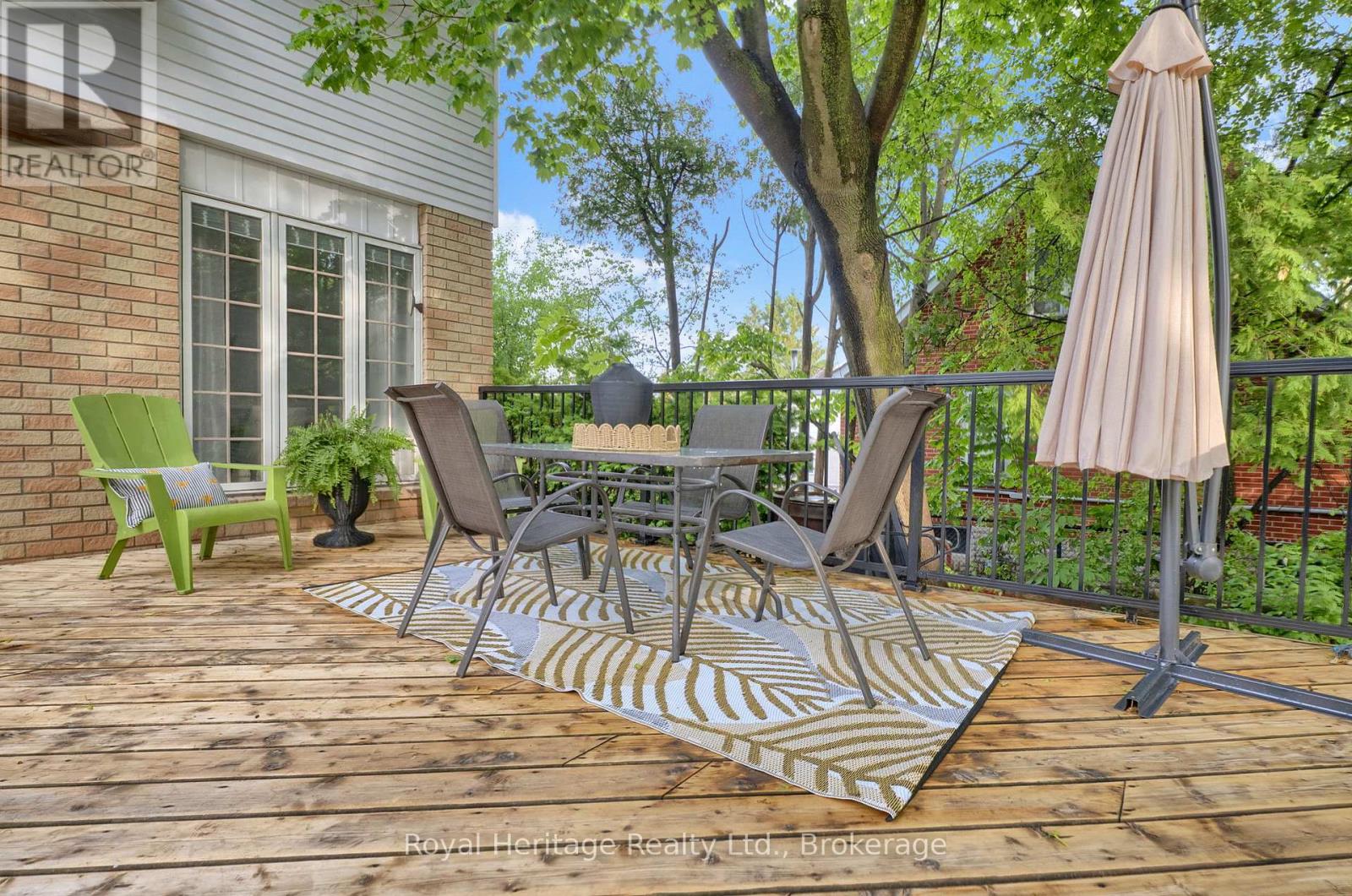 868 WILLIAM BOOTH CRESCENT - 24
