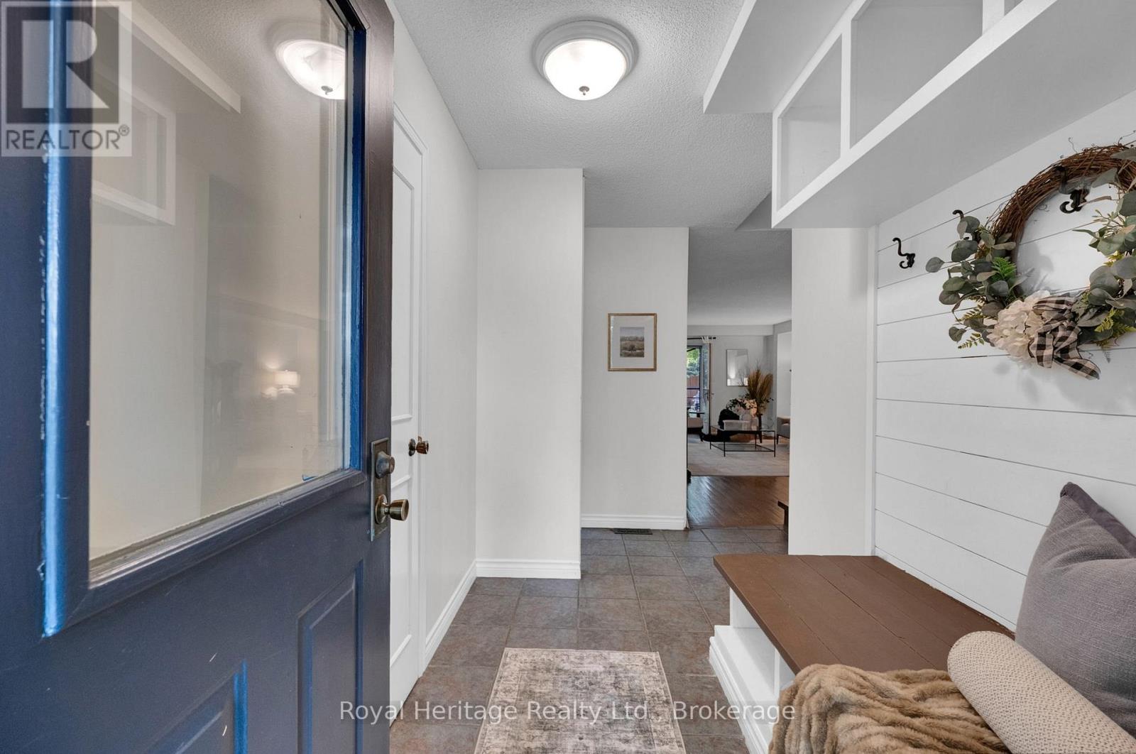 868 WILLIAM BOOTH CRESCENT - 3