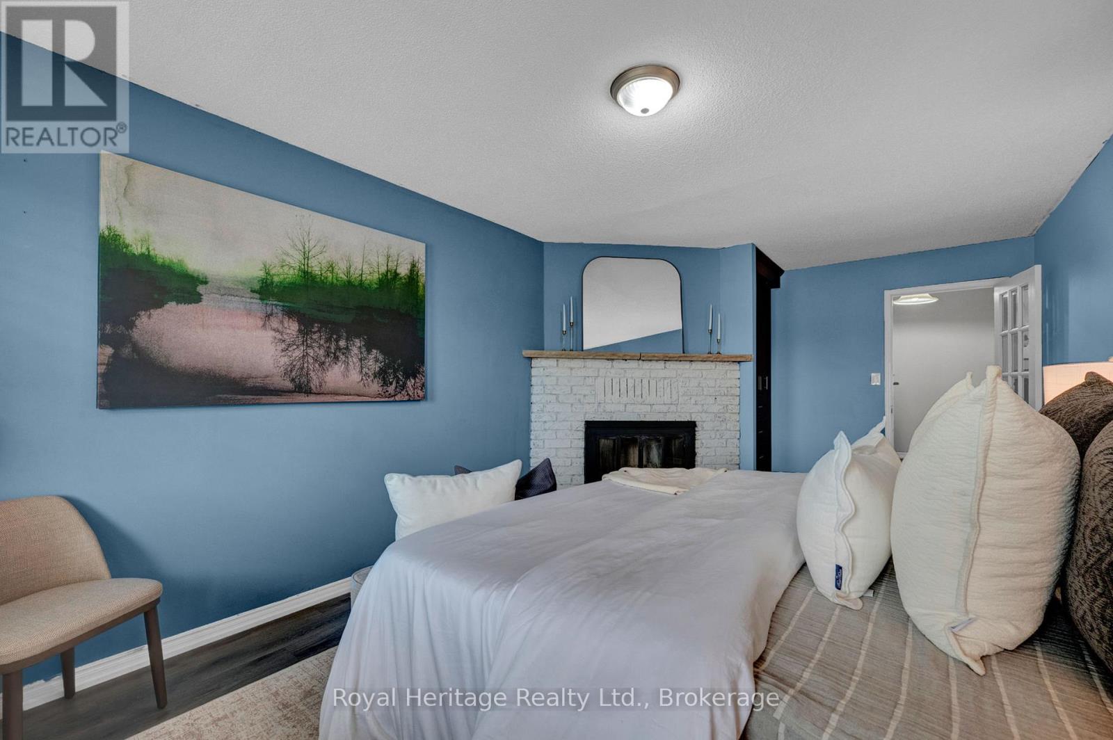868 WILLIAM BOOTH CRESCENT - 30