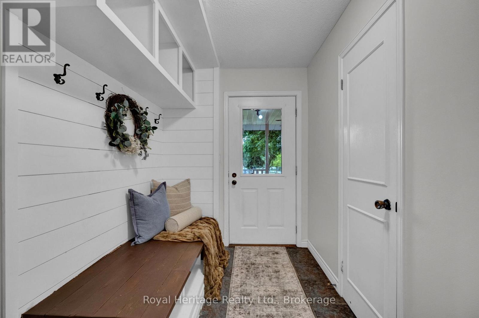 868 WILLIAM BOOTH CRESCENT - 4