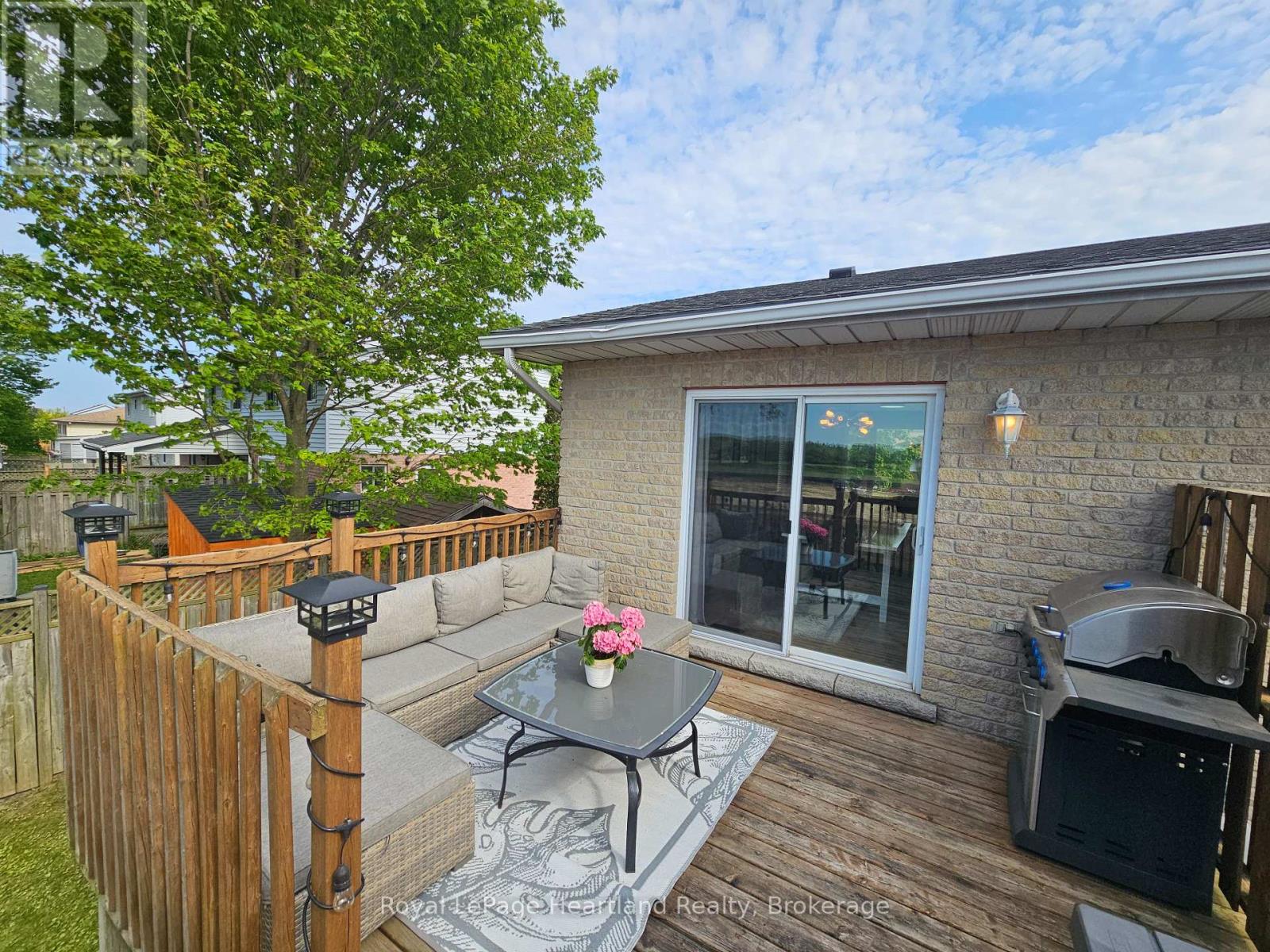 25 LEE CRESCENT - 3