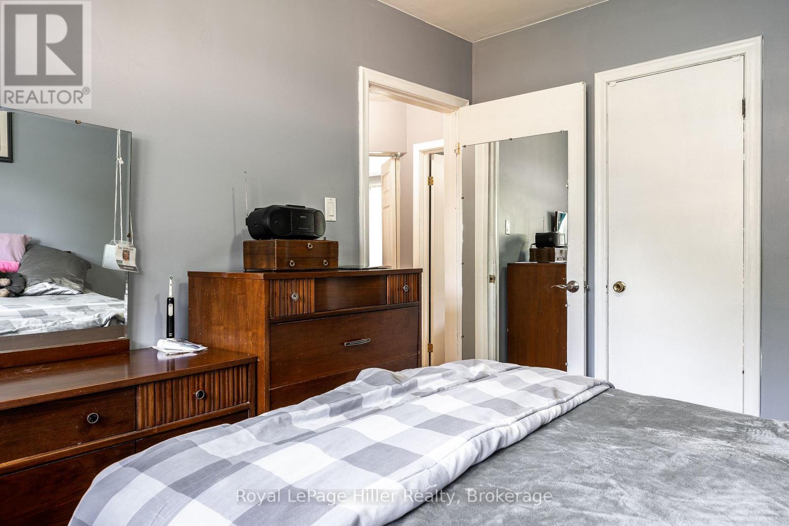 185 STRACHAN STREET - Image 15