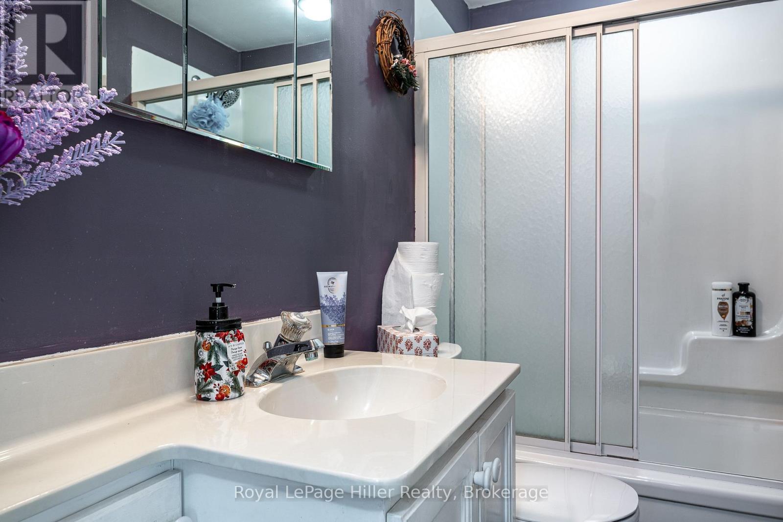 185 STRACHAN STREET - Image 16
