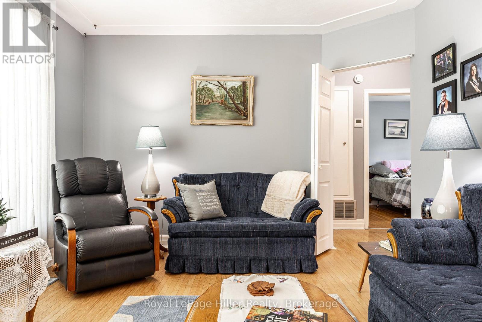 185 STRACHAN STREET - Image 8