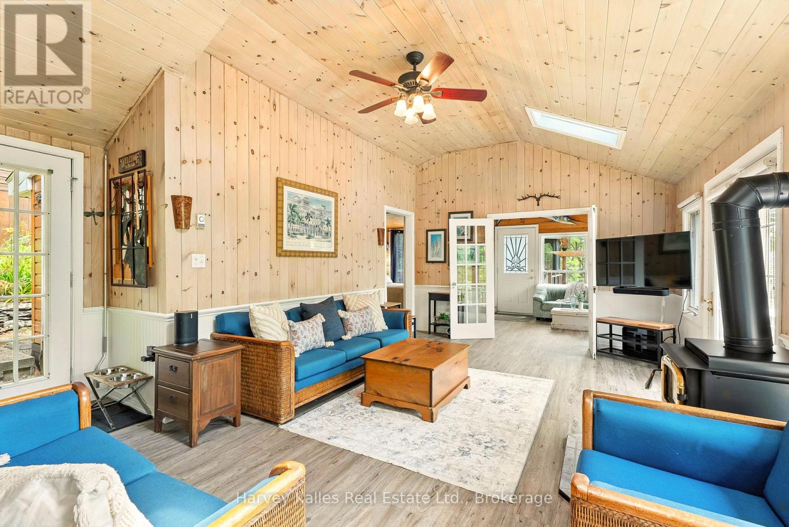 1078 MCKENZIE ROAD - 23