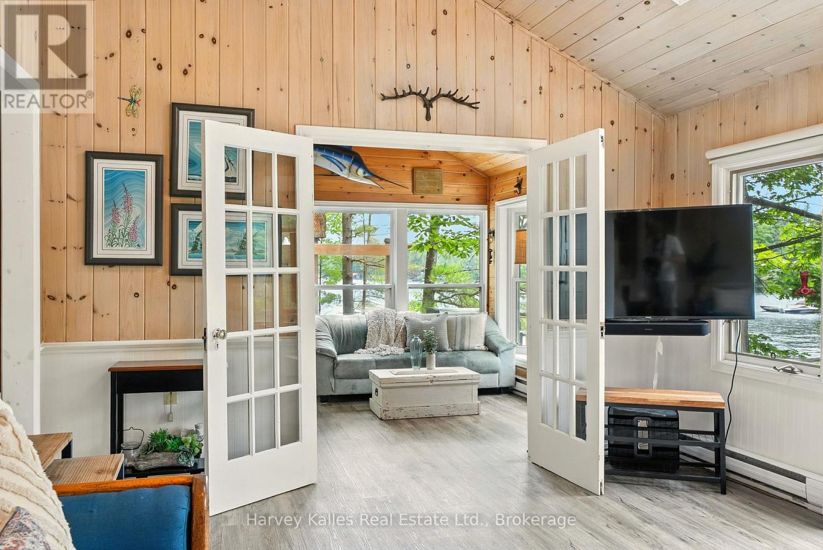 1078 MCKENZIE ROAD - 24