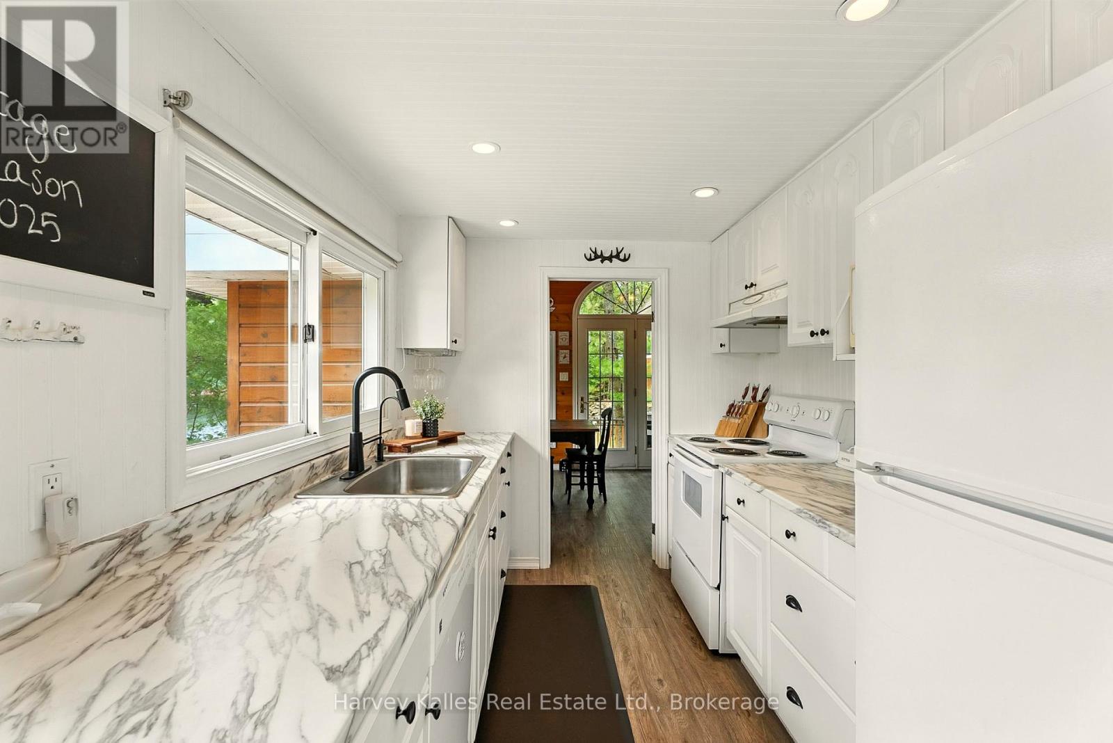 1078 MCKENZIE ROAD - 29
