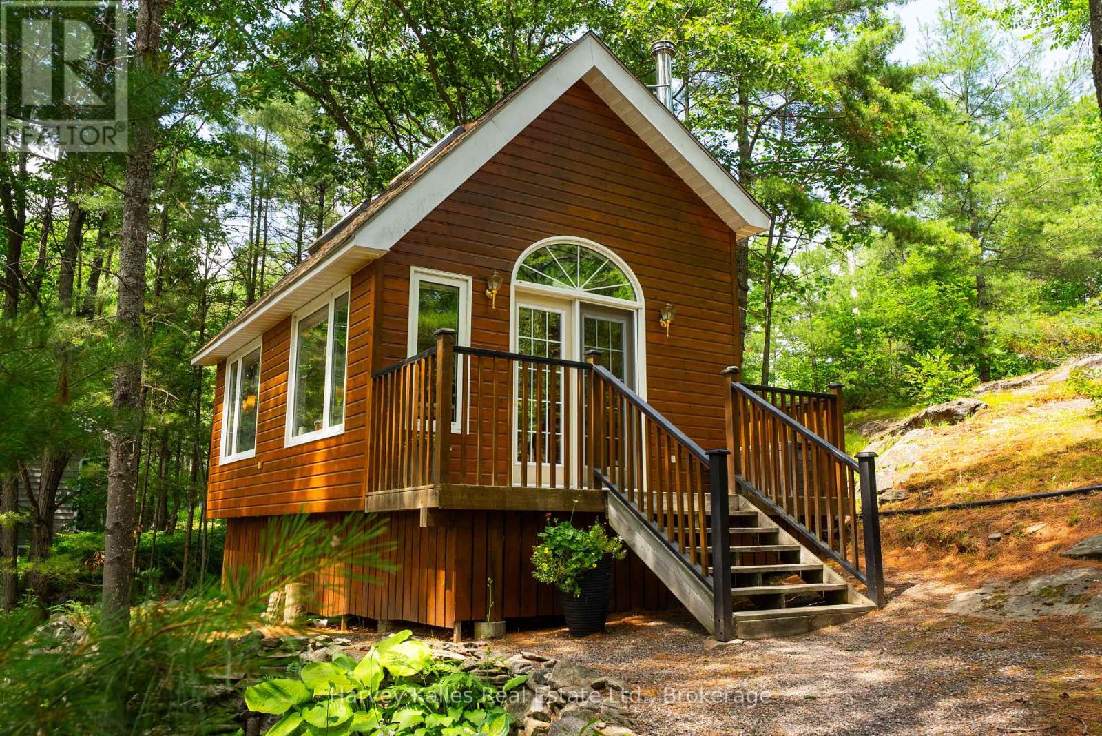 1078 MCKENZIE ROAD - 38