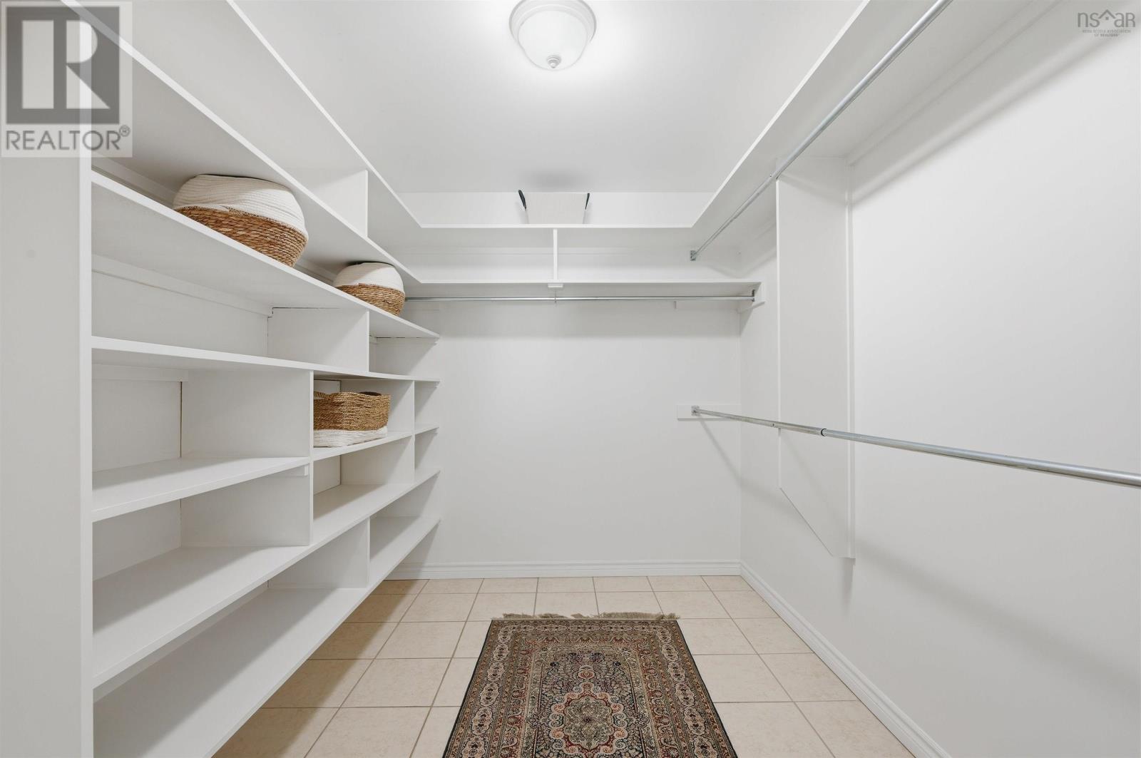 243 Lakeshore Drive - 17