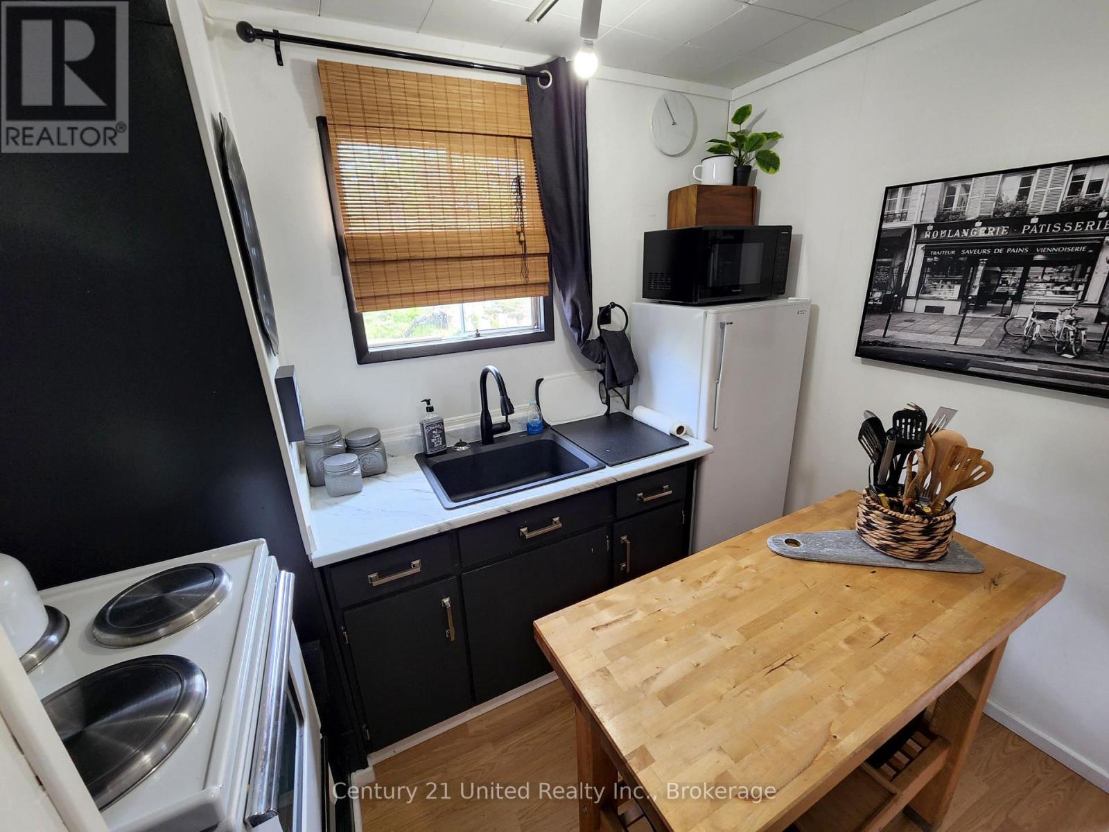 3402 ISLAND 340 - 5