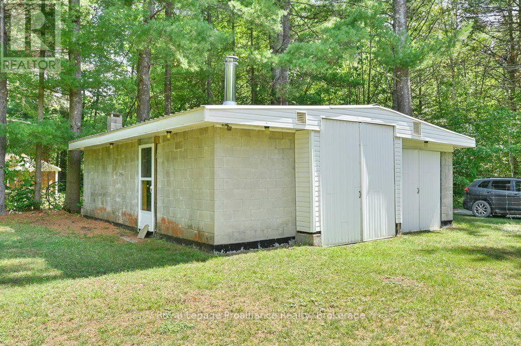 174 COTTAGE LANE - 36