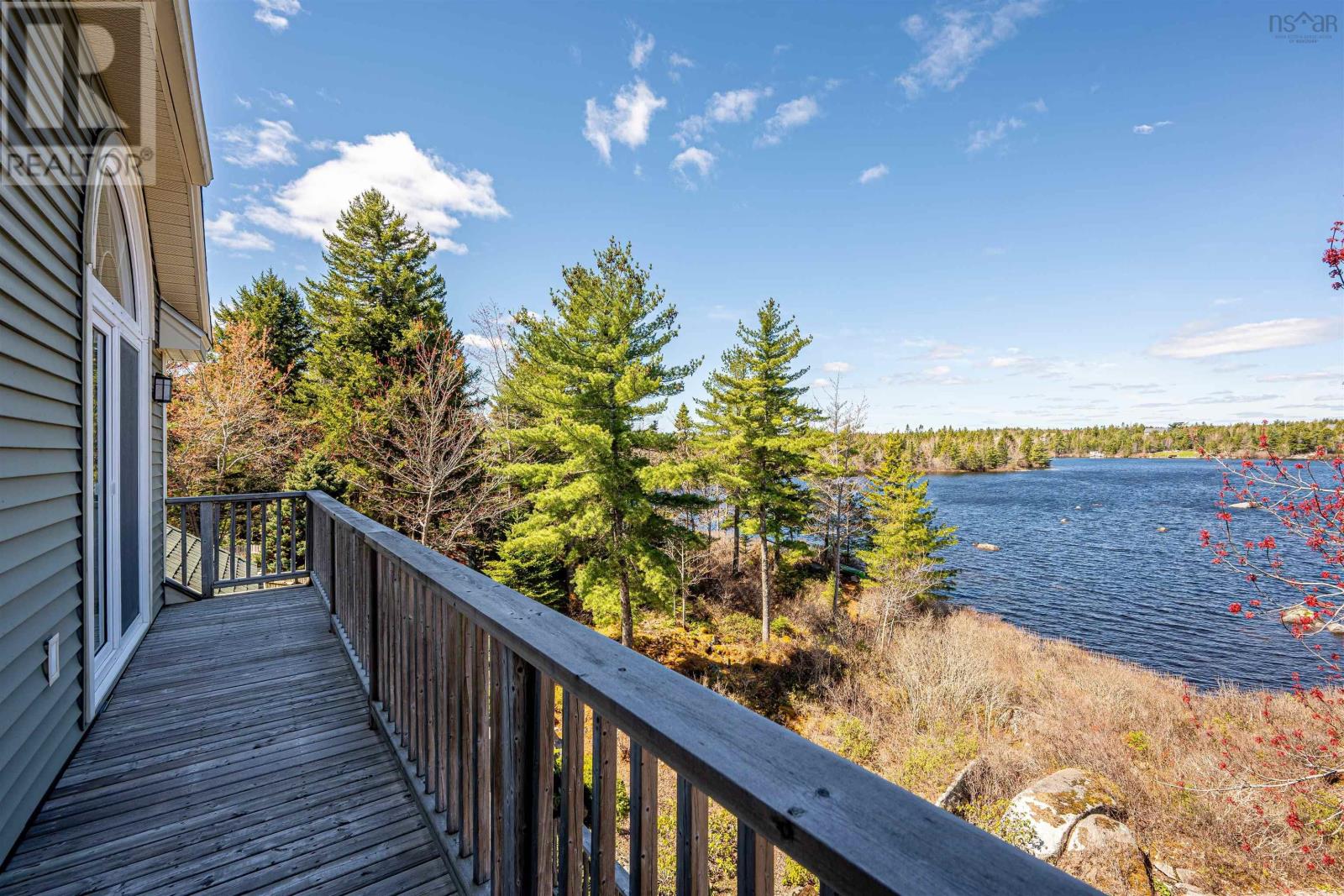 243 Lakeshore Drive - 43