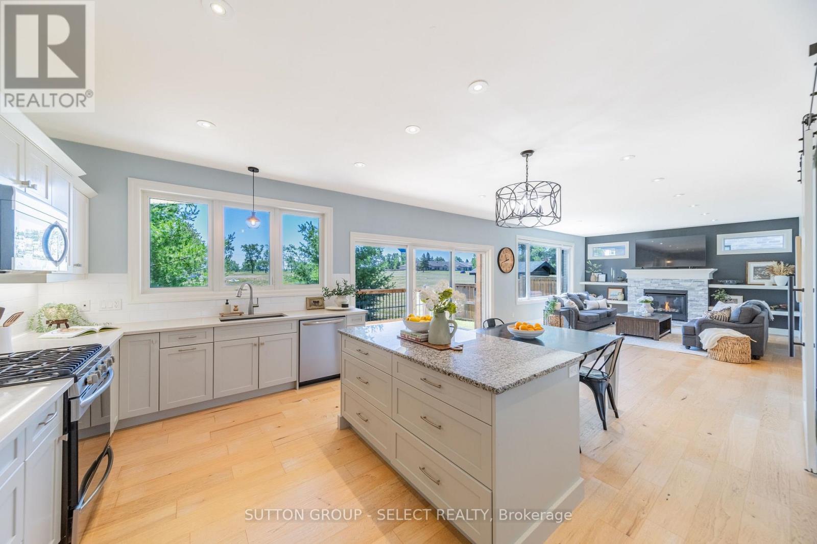 230 UNION AVENUE - 15