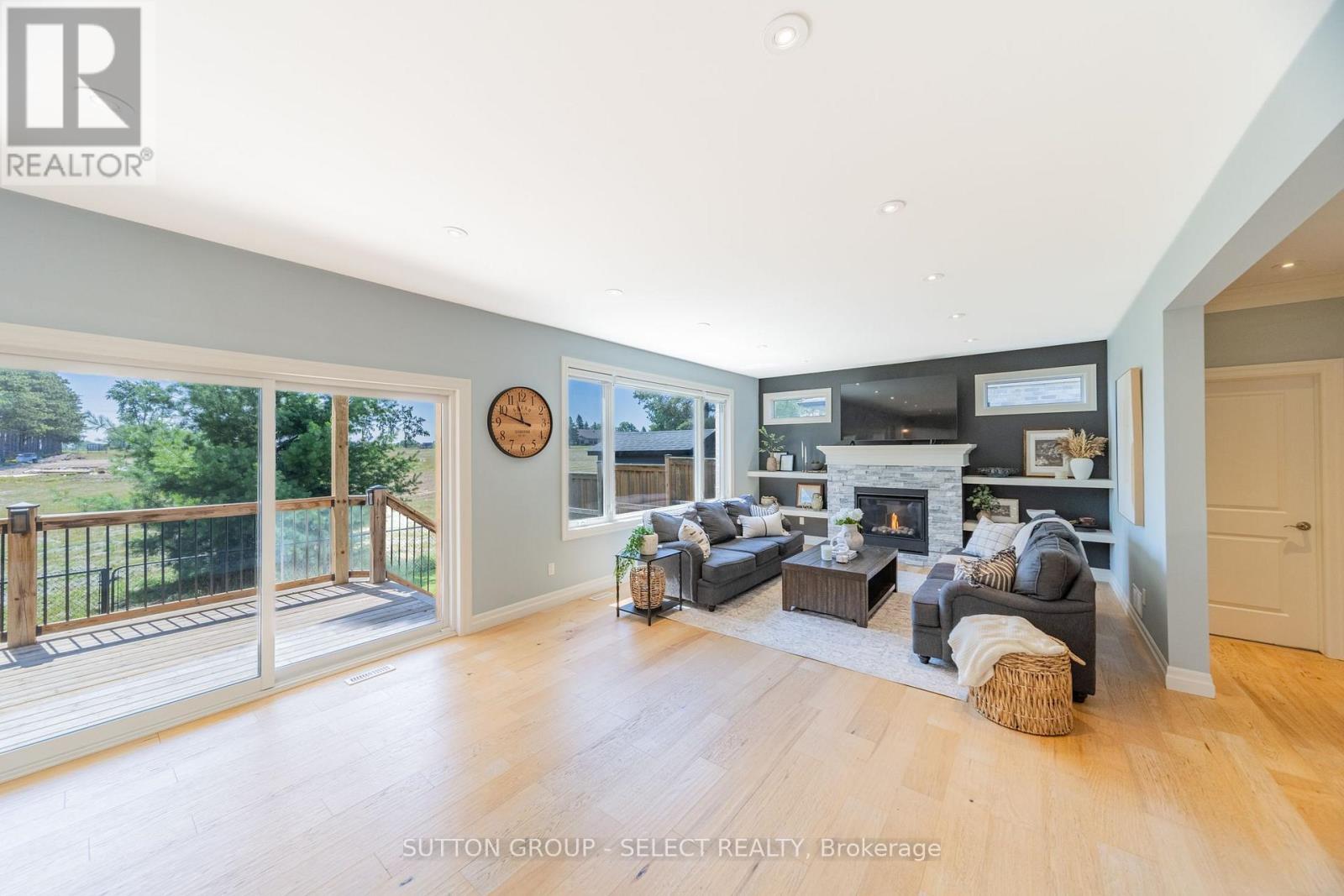 230 UNION AVENUE - 21