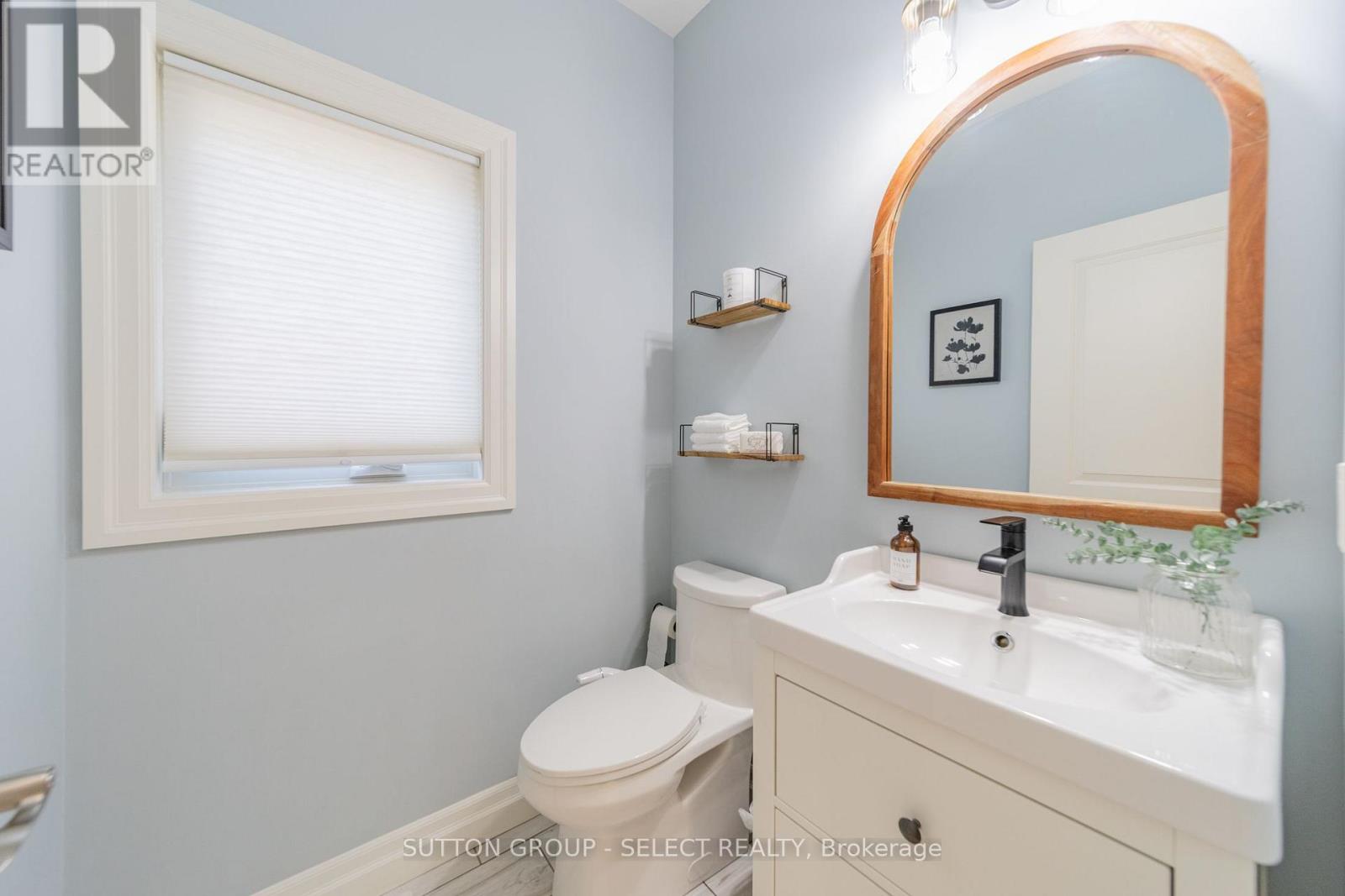 230 UNION AVENUE - 23