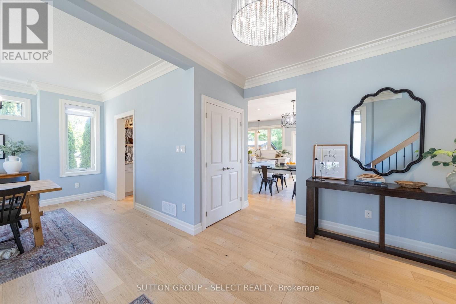 230 UNION AVENUE - 8
