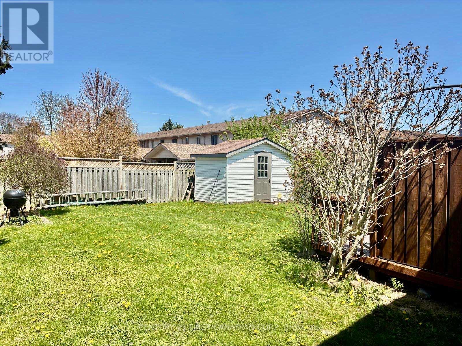 349 BANBURY CRESCENT - 25