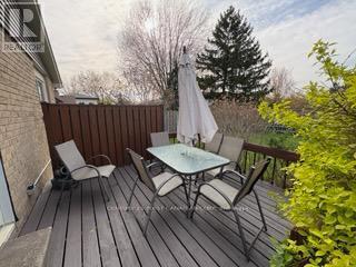 349 BANBURY CRESCENT - 32