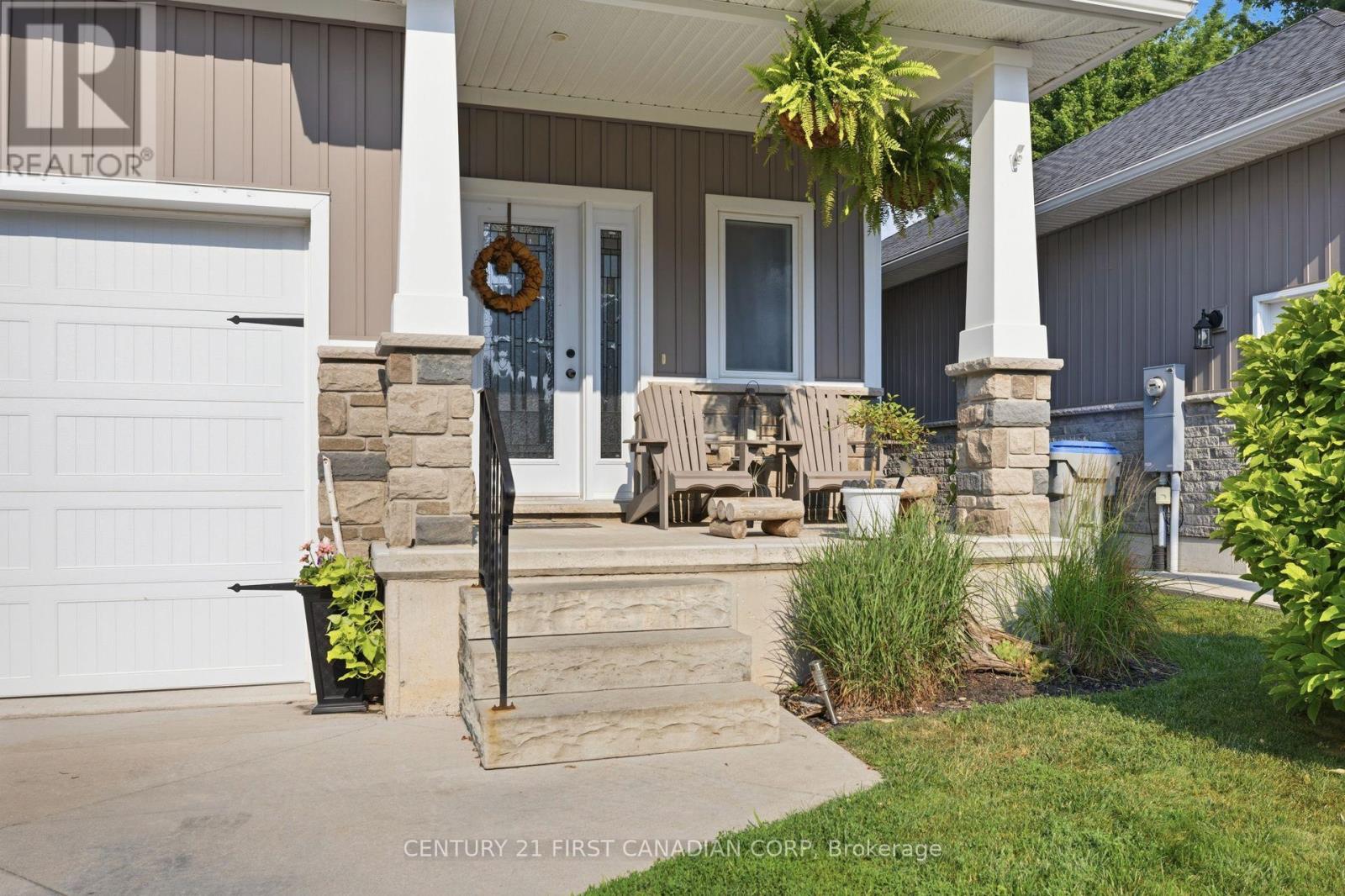 279 OAK STREET - 4