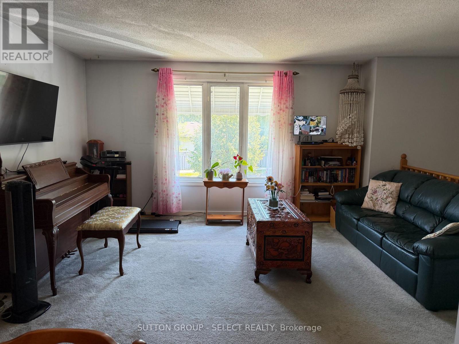 935 LAWSON ROAD - Image 3
