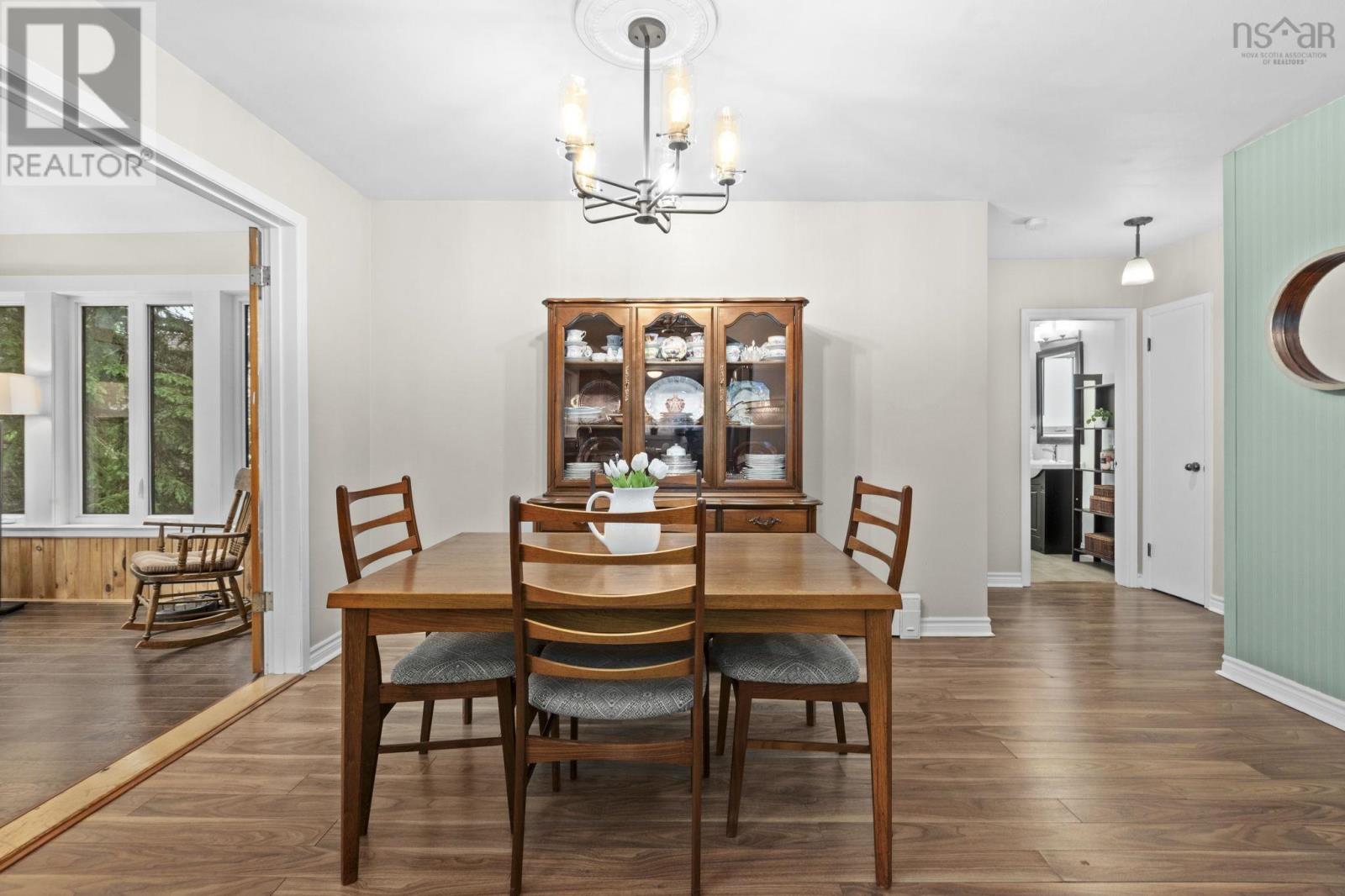 305 Fraser Street - 21