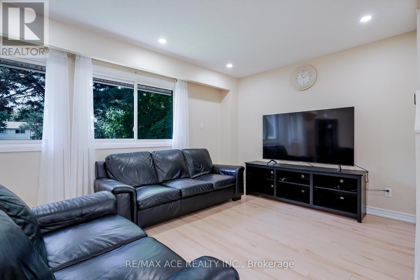 #94 371 ORTON PARK ROAD - 12