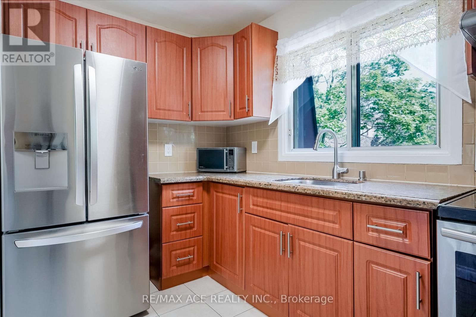 #94 371 ORTON PARK ROAD - 20
